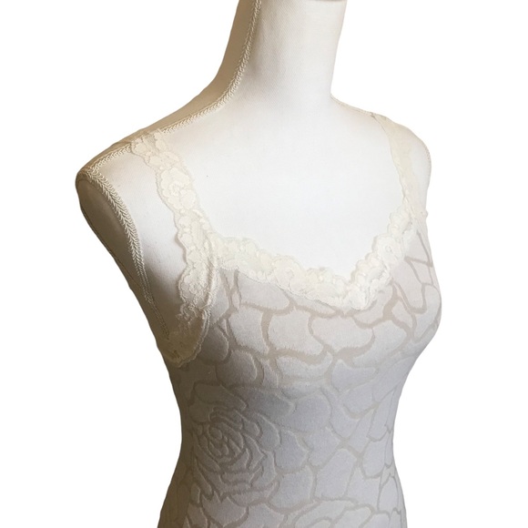 WHBM Cream Rose Lace Tank - Picture 2 of 5